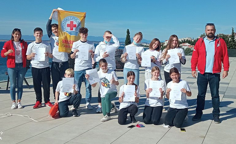 Tečaj Junior-spasilac