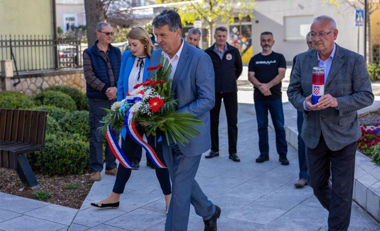  Čestitka i obilježavanje Dana oslobođenja Crikvenice