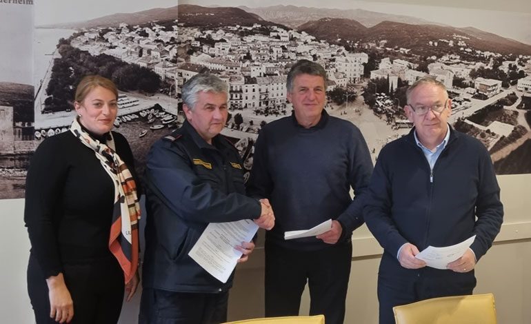 Potpisan kolektivni ugovor za radnike u JVP Grada Crikvenice