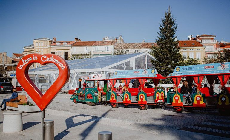 Predbožićno raspoloženje