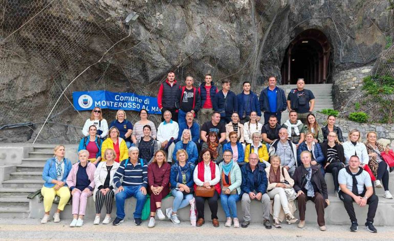 Tri selačke udruge predstavile Hrvatsku na VIII. međunarodnom folklornom festivalu ‘Autumn in Tuscany’ u Italiji