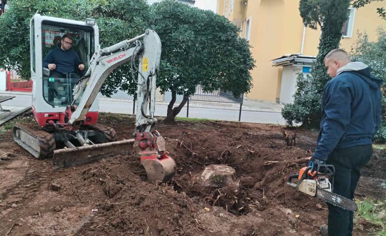  Započela rekonstrukcija parka Obala u Selcu