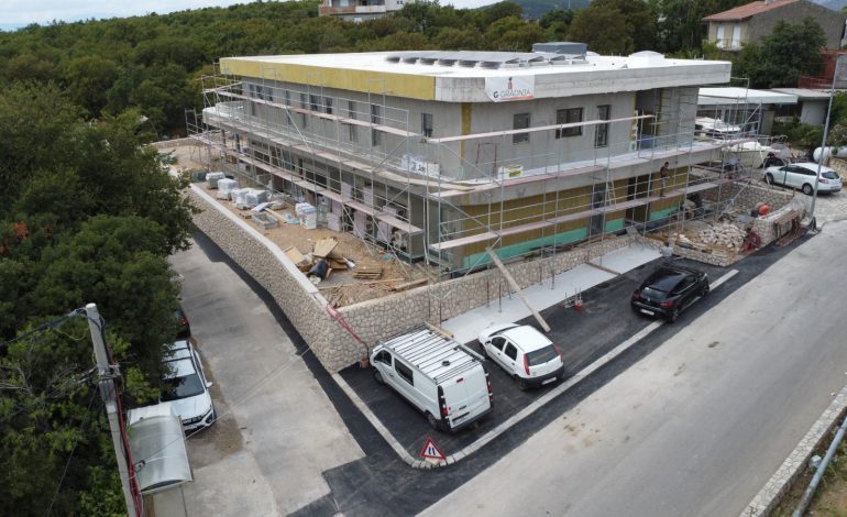 Uskoro završetak radova na novom vrtiću u Crikvenici – odgovor na sve veće potrebe roditelja i izazove ovogodišnjih upisa