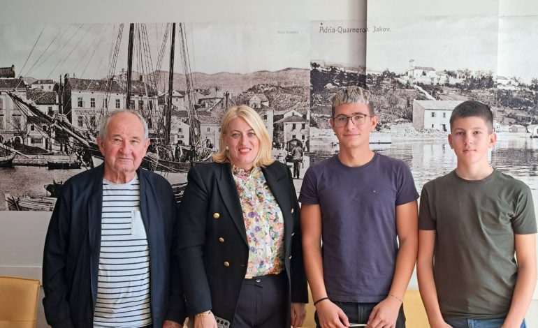 Mladi boćari iz Jadranova donijeli državna odličja – gradonačelnica ih primila i osobno čestitala